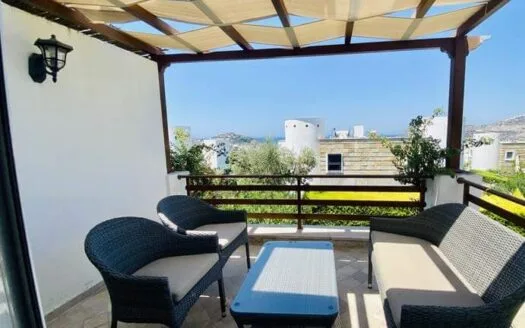 BODRUM YALIKAVAK- SATILIK VİLLA ÖZEL PLAJLI SİTE İÇERİSİNDE