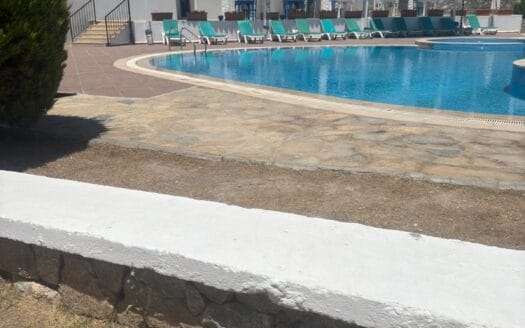 Boğaziçi Golf Life Sitesinde  2+1 Bahçe Katı Daire
