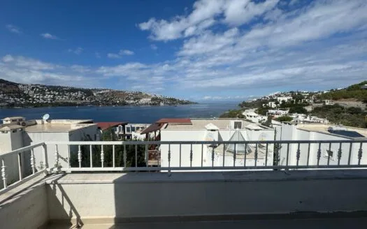 Bodrum Gündoğan Farilya Değirmentepe Sitesinde Satılık Ev